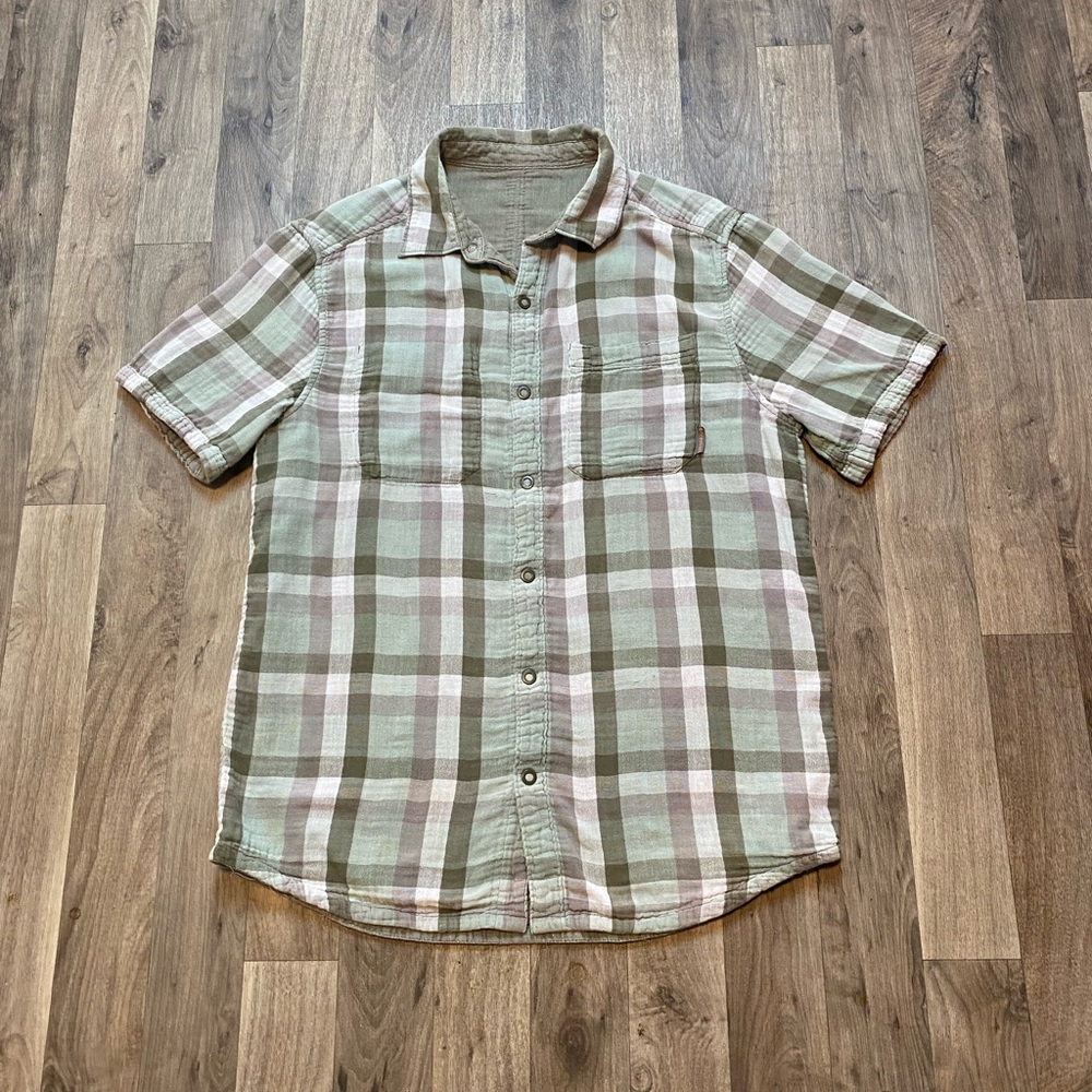 Merrell Green Short Sleeve Plaid Button Down Shirt